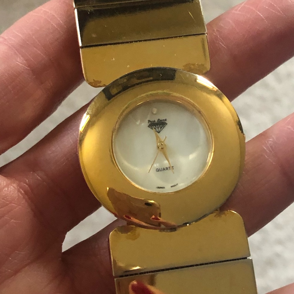 Park Lane gold tone watch, needs